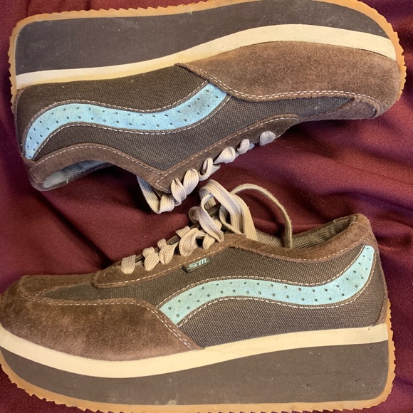 steve madden flare platform sneaker